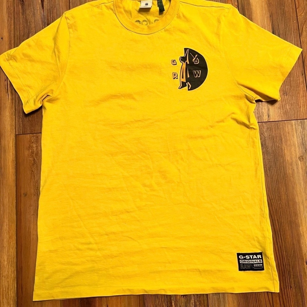 Men yellow G-Star tshirt